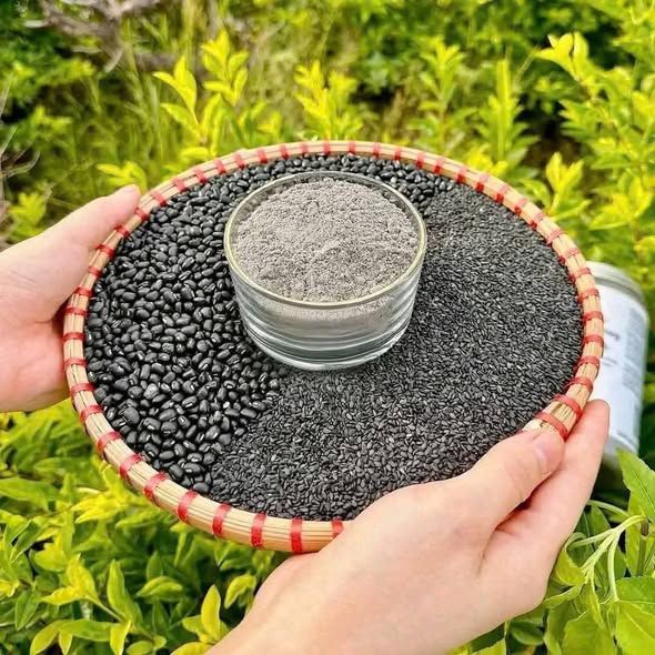 Bột mè đen đậu đen xanh lòng