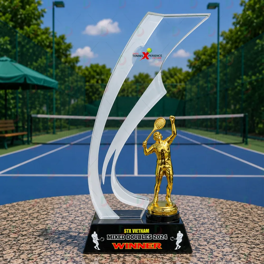 Cúp Tennis 027 – Cúp Pha Lê Vòm Cung Nhọn & Tay Vợt Mạ Vàng
